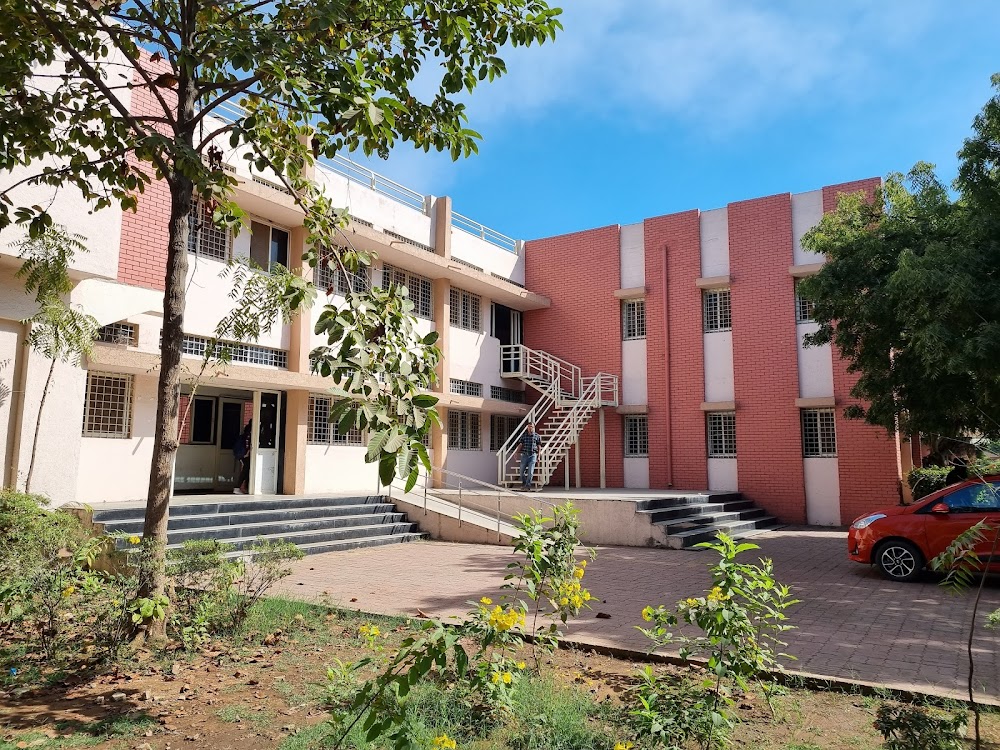 Ph.D. From Central University of Gujarat : Introduction, Fee Structure, Admission Process, Documents, Syllabus, Research Methodology, University Highlights, Scholarship, FAQs